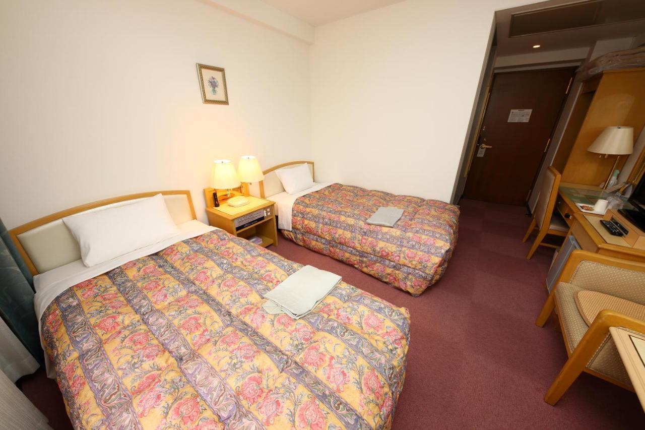 Hotel Palace Inn Toyota Toyota  Eksteriør billede